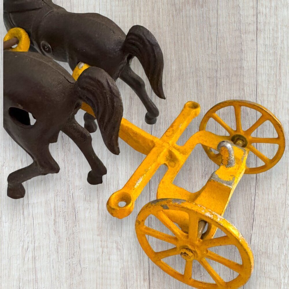 Vintage Cast Iron Horse Drawn Wagon Toy Carriage Made in USA Yellow Base - Picture 5 of 9